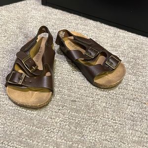 FAUX LEATHER brown BIRKENSTOCKS FROM OLD NAVY size 12-18 months